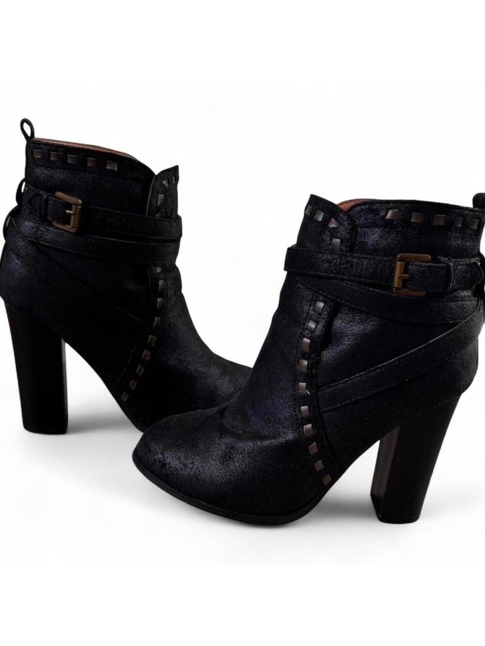 Black leather ankle boots with buckle detail #ankleboots